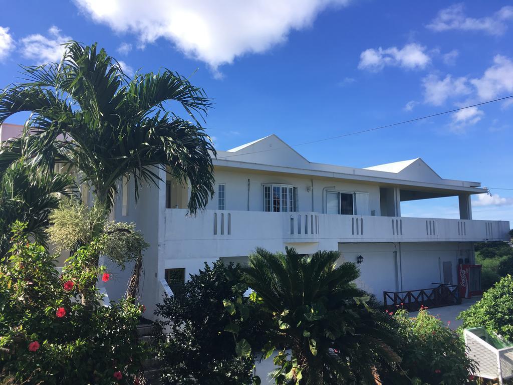 Guest House Nana Miyakojima  Экстерьер фото